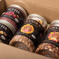 Darčekový box Granola s bielou a ruby čokoládou a orieškovými pastami (840g)