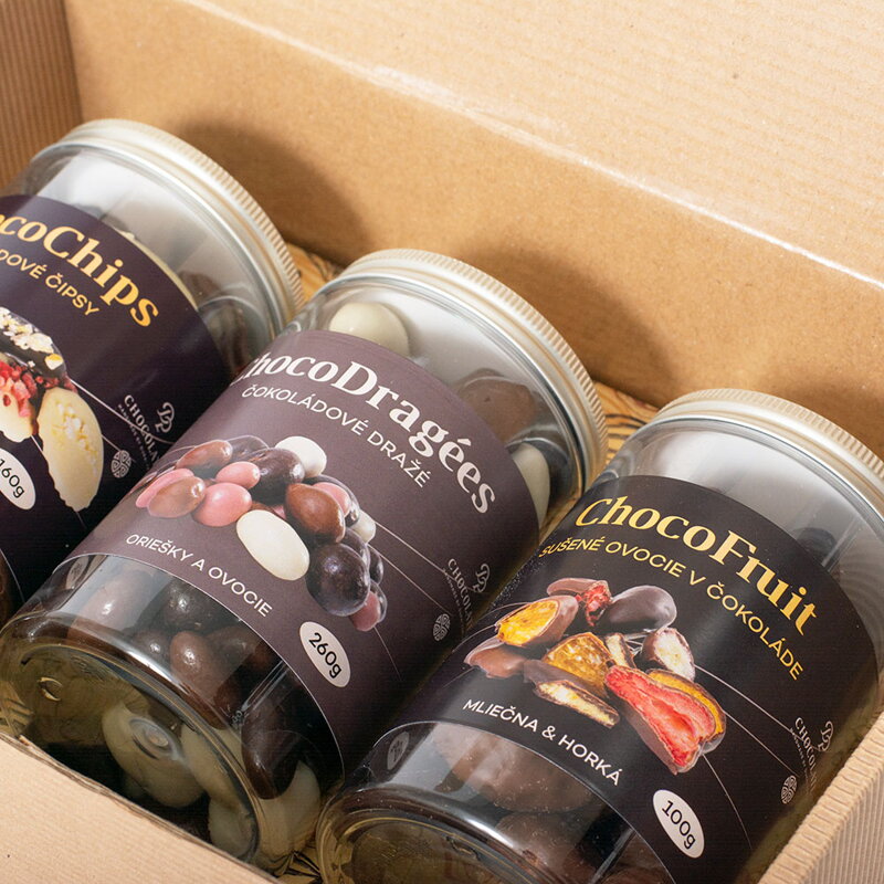 Darčekový box – Trio prémiových čokoládových snackov (520g) Darčekový box – Trio prémiových čokoládových snackov (520g)