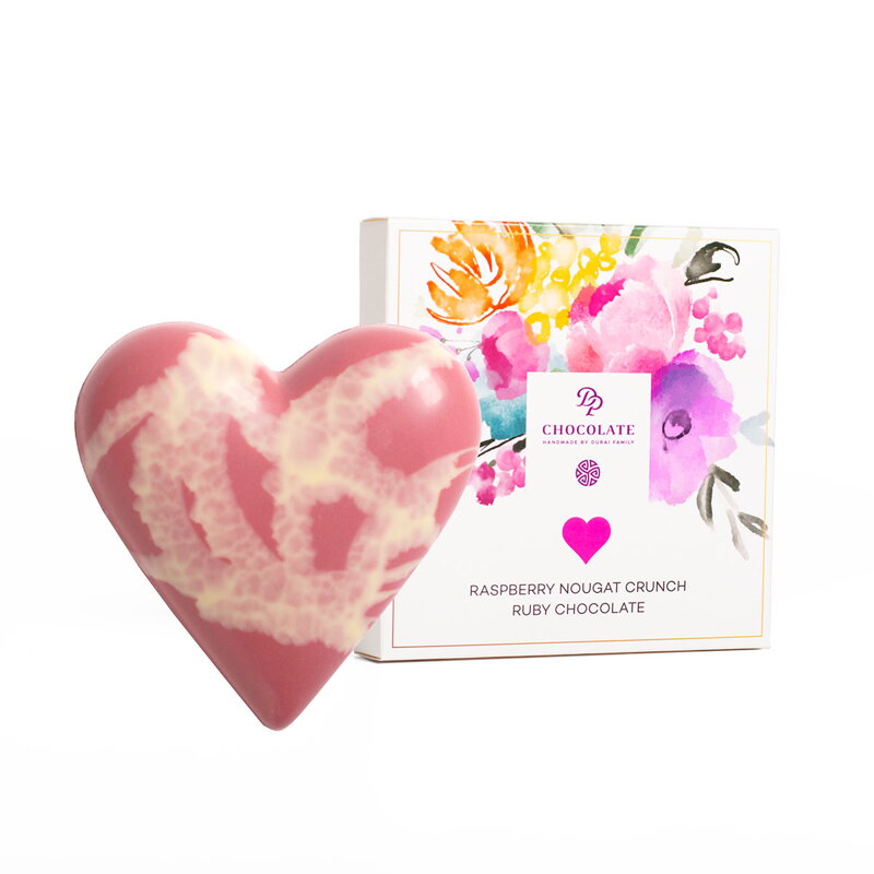 Srdíčko z RUBY čokolády plněné mandlovo-malinovou pralinkou květ (100g)