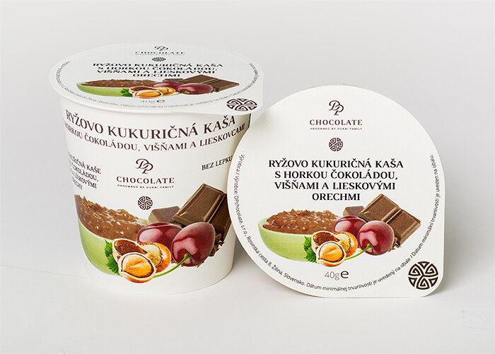 Ryžovo-kukuričná kaša s horkou čokoládou, višňami a lieskovcami (40g) (balenie 20ks) Ryžovo-kukuričná kaša s horkou čokoládou, višňami a lieskovcami (40g) (balenie 20ks)