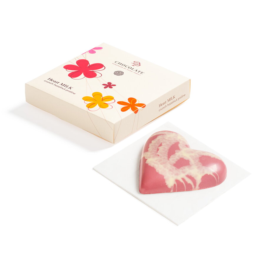 Srdiečko z RUBY čokolády plnené mandľovo-malinovou pralinkou kvet (100g)